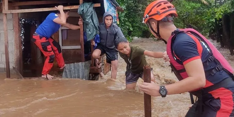 Filipinler’de sel: 11 ölü,19 kayıp