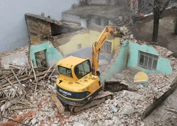 Yıldırım’da 494 metruk binayı yıkıldı