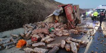 Tekirdağ’da kamyon ile otobüs çarpıştı
