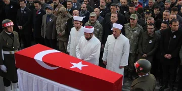 Hakkarili şehit son yolculuğuna uğurlandı