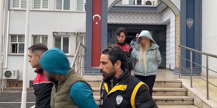Cinayet zanlısı adliyeye sevk edildi