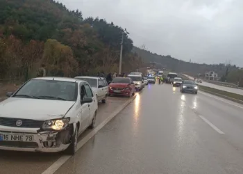 Bursa’da zincirleme trafik kazası