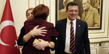 Akşener’den İmamoğlu ve eşine destek