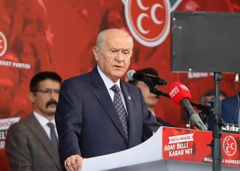 Devlet Bahçeli: “Saraçhane kumpası tutmaz”