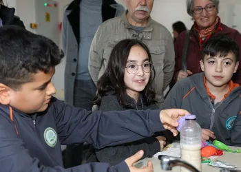 Mudanya’da öğrencilere fen bilimleri laboratuvarı