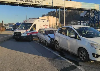 Ereğli’de trafik kazası: 4 yaralı
