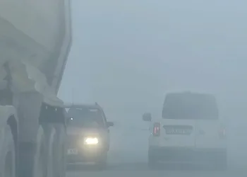 Yoğun sis hayatı olumsuz etkiledi