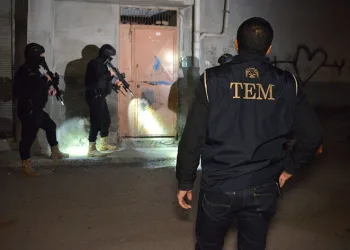 Adana’da 10 DEAŞ’lı yakalandı