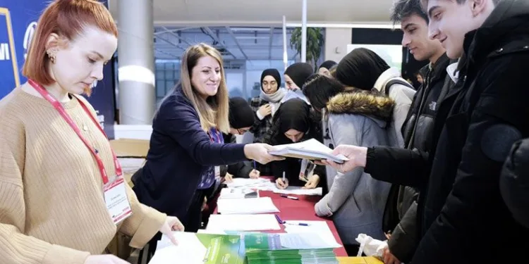 BUSMEK üniversite adaylarına tanıtıldı