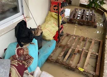 Göz yaşlarına hakim olamadı
