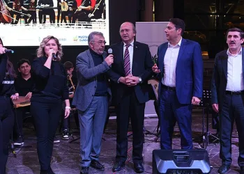 Osmangazi’de Zeki Müren anısına konser