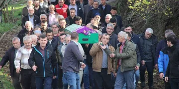 Kocaeli’de hayatını kaybeden kızlara veda