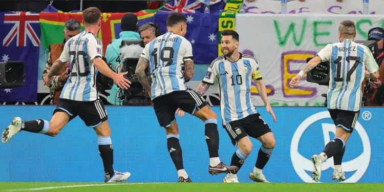 Dünya Kupası’nda ilk çeyrek finalist Hollanda