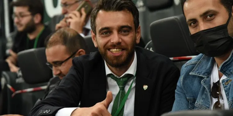 Emin Adanur tüm alacaklarını bağışladı