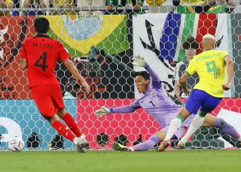 Brezilya, çeyrek final biletini 4 golle aldı