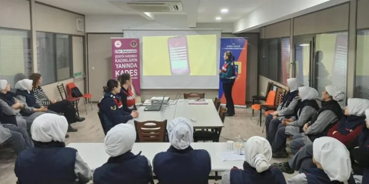 Bursa’da jandarma KADES’i anlattı