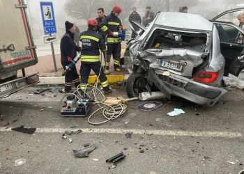 İlik nakli için Konya’ya giden aile kaza yaptı: 3 yaralı
