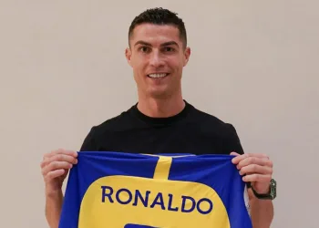 Ronaldo resmen Al Nassr’da