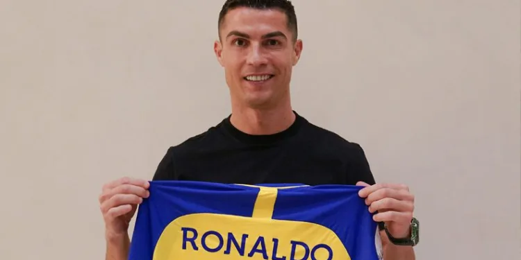 Ronaldo resmen Al Nassr’da