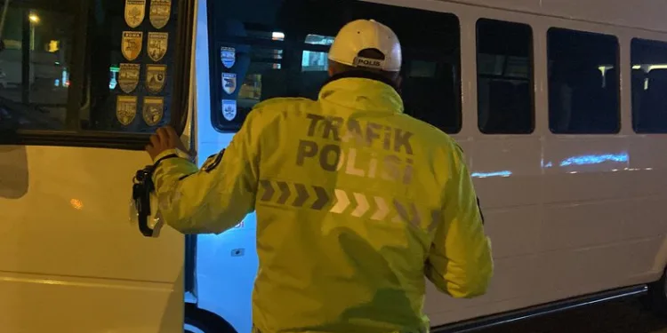 Sahte plakayla Bursa’da polise yakalandı