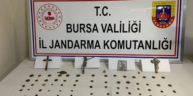 Bursa’da jandarmadan tarihi eser kaçakçılarına darbe