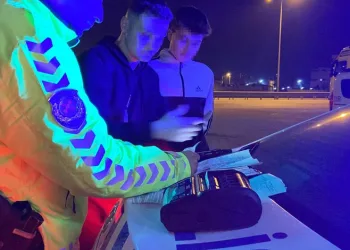 Bursa’da drift atan genç sürücüye ceza yağdı