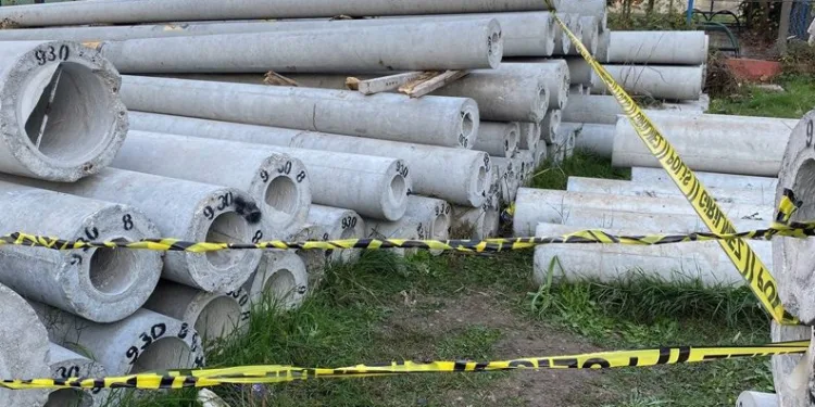 Kocaeli’de beton direklerin arasında feci şekilde can verdi