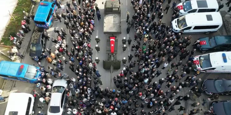 Bursalı şehit gözyaşlarıyla son yolculuğuna uğurlandı
