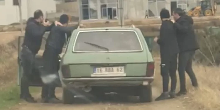 İnegöl’de otomobil hırsızları yakalandı