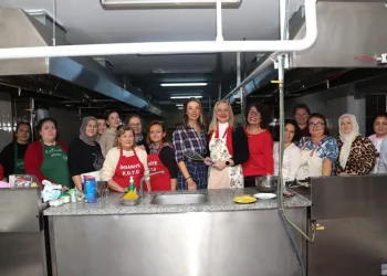 Nilüfer’de kadın derneklerine sağlıklı beslenme atölyesi
