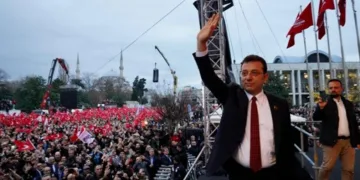 6’lı masa Saraçhane’de buluştu