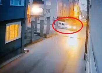 Bursa’da trafik kazaları kameralara yansıdı