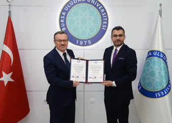 BUÜ kalitesini tescilledi