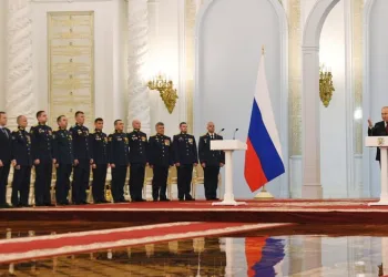 Putin’den askerlere “Altın Yıldız” madalyası