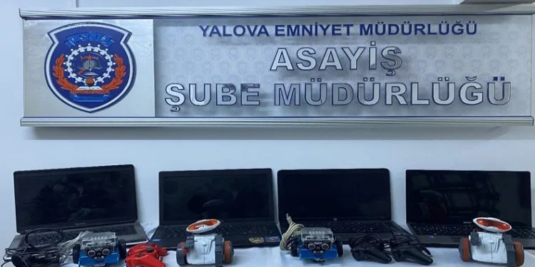 Yalova’da 2 hırsızlık zanlısı yakalandı