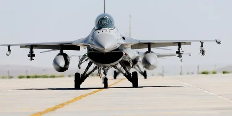 Bakan Akar’dan F-16 tedariki açıklaması
