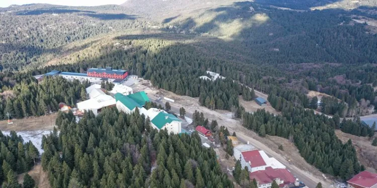Uludağ’a kar yağmayınca rezervasyonlar azaldı