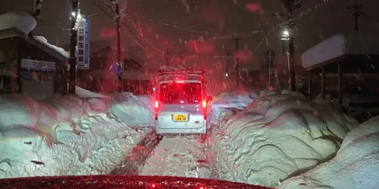Japonya’da kar bilançosu ağırlaşıyor:3 ölü
