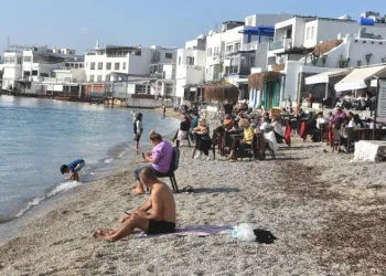 Doğuda kış, Bodrum’da deniz keyfi