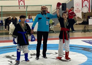 Bursalı kardeşler Wushu’da dünya birincisi