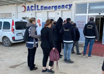 Fuhuş operasyonunda 13 kadın kurtarıldı