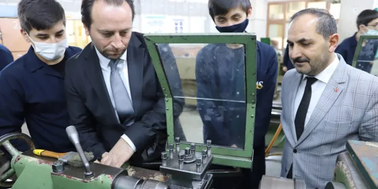 Bursa’da Mesleki ve Teknik Eğitim güçleniyor