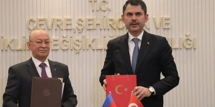 Türkiye-Azerbaycan arasında inşaat alanında mutabakat zaptı imzalandı