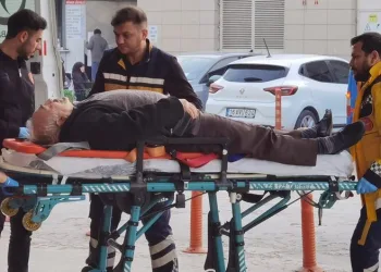 Bursa’da otomobil bisiklete çarptı
