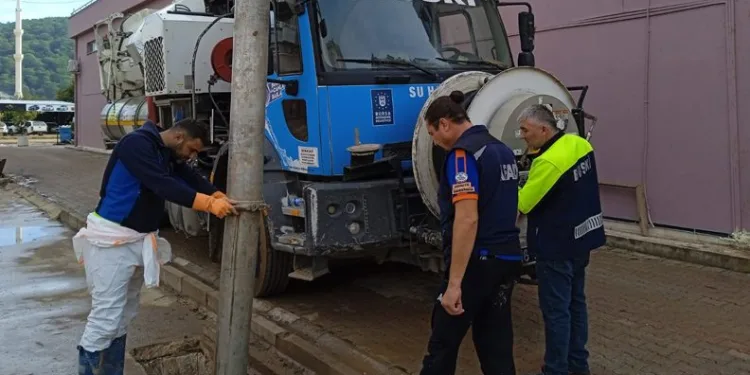BUSKİ ekipleri Antalyalıların hizmetinde