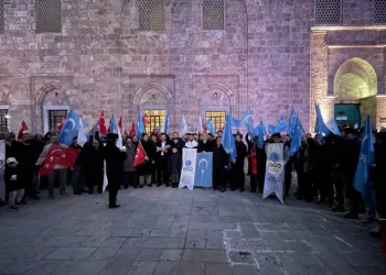 Bursa’da Çin’in Doğu Türkistan politikaları protesto edildi