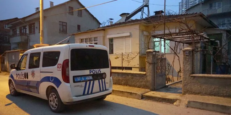Yaşlı çift dolandırıcıları hedefi oldu