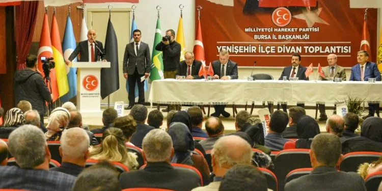 MHP Yenişehir’de gövde gösterisi