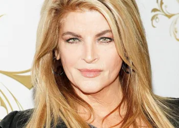 Ünlü oyuncu Kirstie Alley hayatını kaybetti