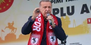 Erdoğan: Yarın Putin ve Zelenskiy ile görüşeceğim